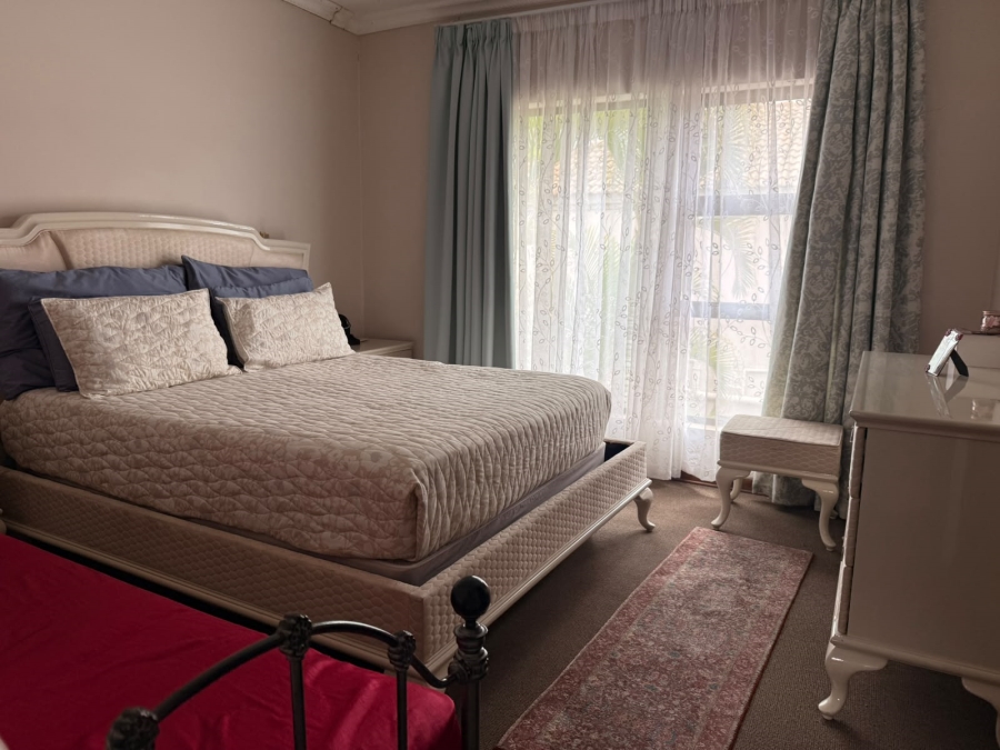 3 Bedroom Property for Sale in Safari Gardens North West
